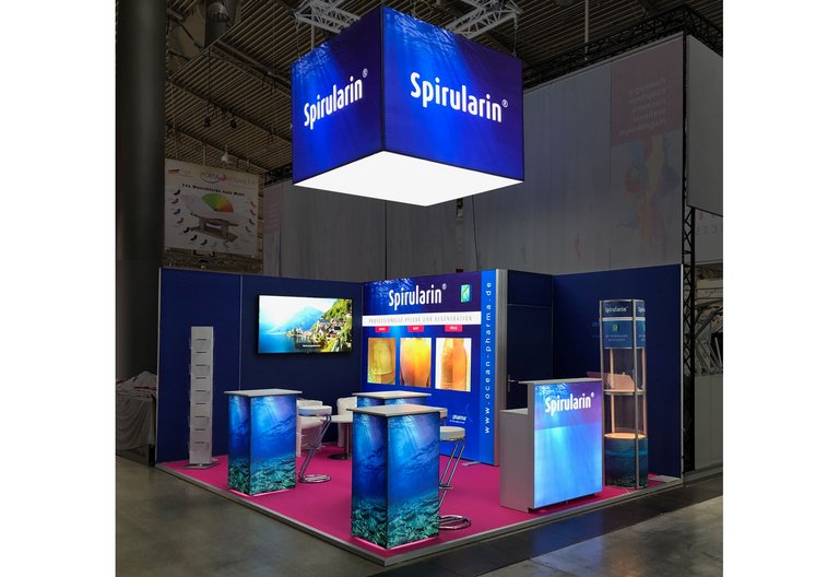 Caja de luz LED como colgante de techo – ocean pharma GmbH Caja de luz LED como colgante de techo – ocean pharma GmbH